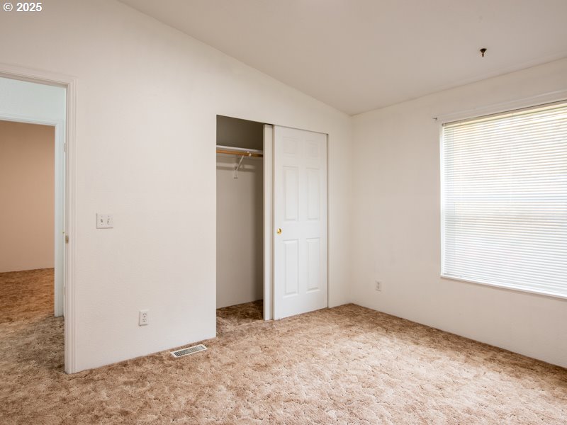 1310 David Avenue Eugene, OR 97404 - Photo 32 of 48