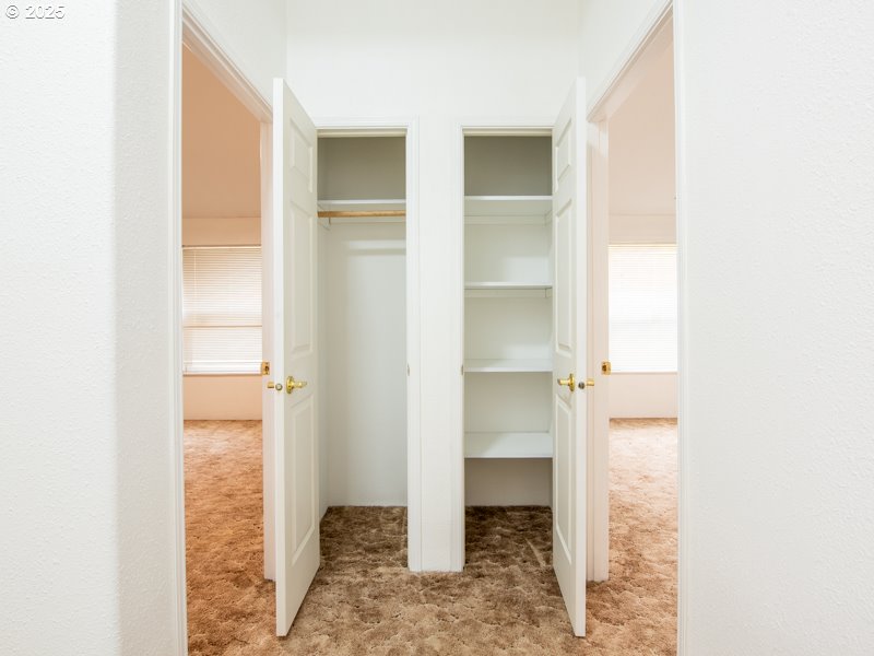 1310 David Avenue Eugene, OR 97404 - Photo 36 of 48