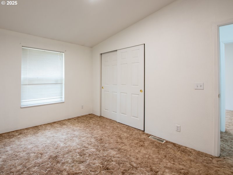 1310 David Avenue Eugene, OR 97404 - Photo 37 of 48