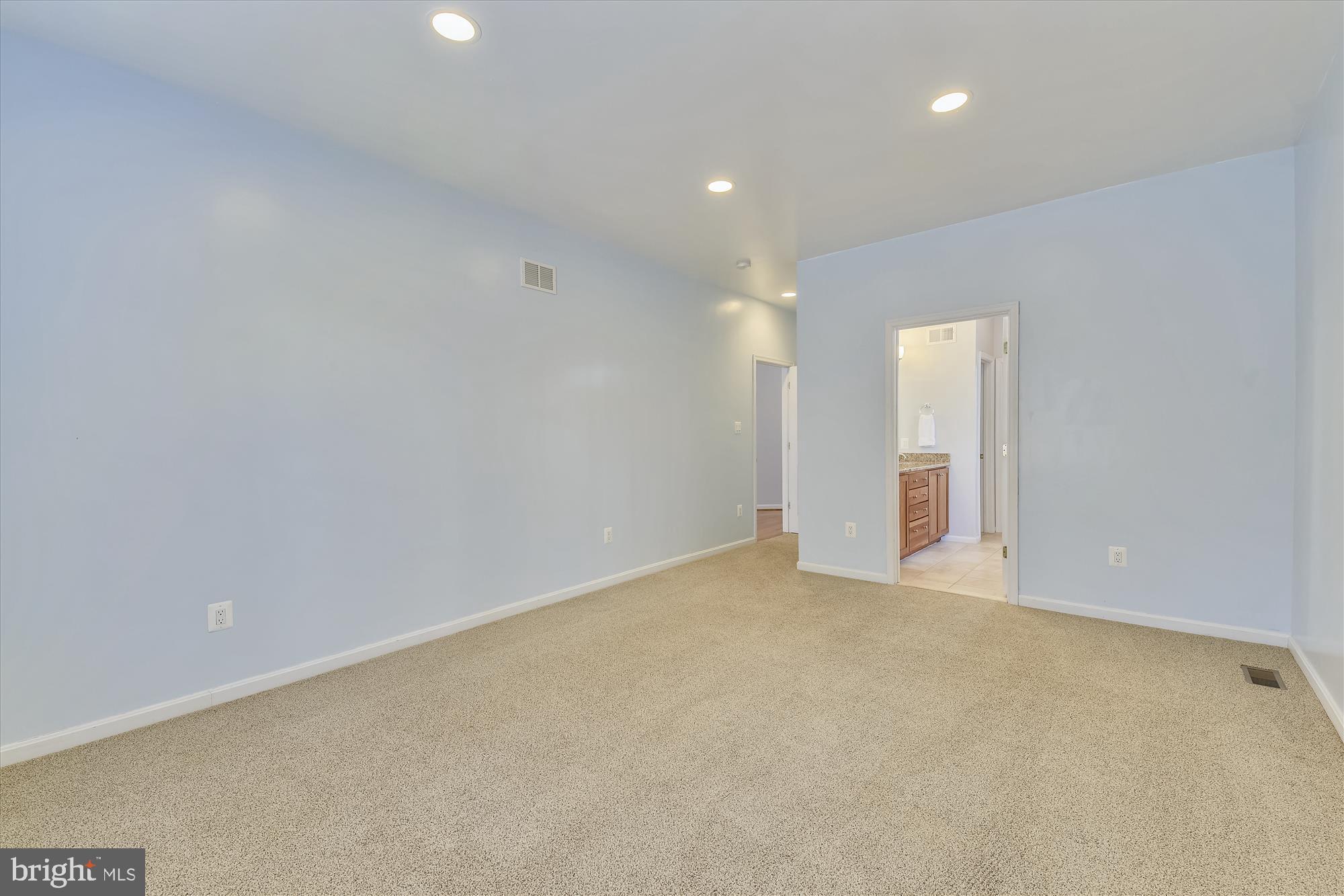 9745 Crest Hill Road Marshall, VA 20115 - Photo 24 of 56 Gallery Image 24