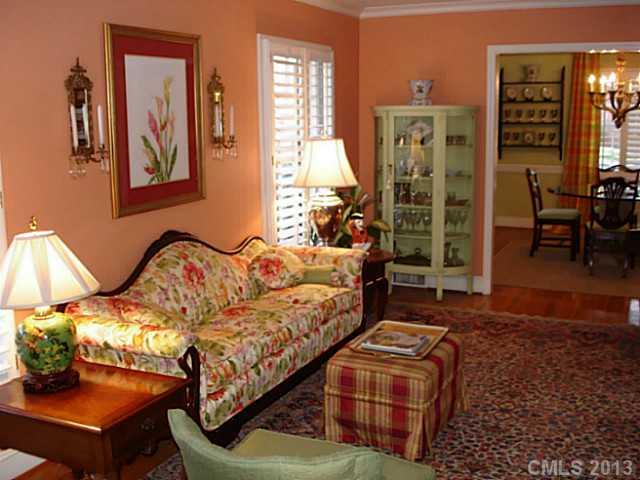 3115 Mountainbrook Road Charlotte, NC 28210 - Photo 4 of 16 Gallery Image 4