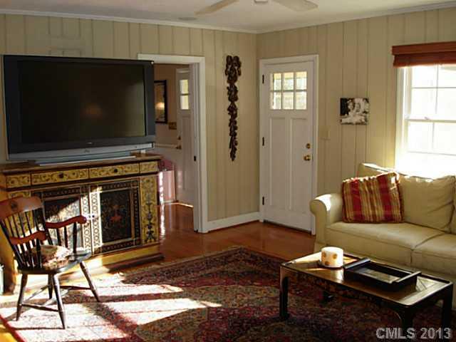 3115 Mountainbrook Road Charlotte, NC 28210 - Photo 9 of 16 Gallery Image 9