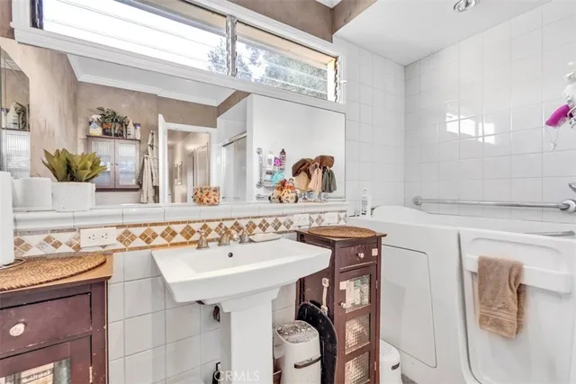 $1,995,000 | 1200 South Santa Anita Avenue, Arcadia, CA 91006