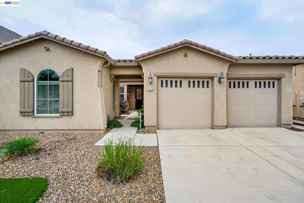 $689,000 | 1973 Carogold Lane, Manteca, CA 95337