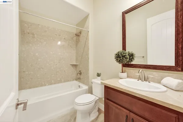 $689,000 | 1973 Carogold Lane, Manteca, CA 95337