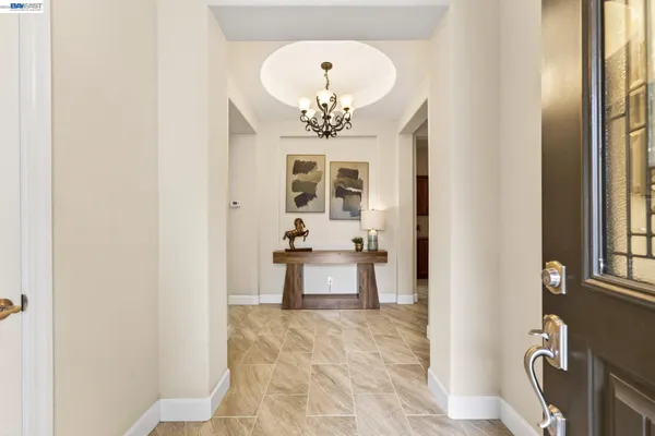 $689,000 | 1973 Carogold Lane, Manteca, CA 95337