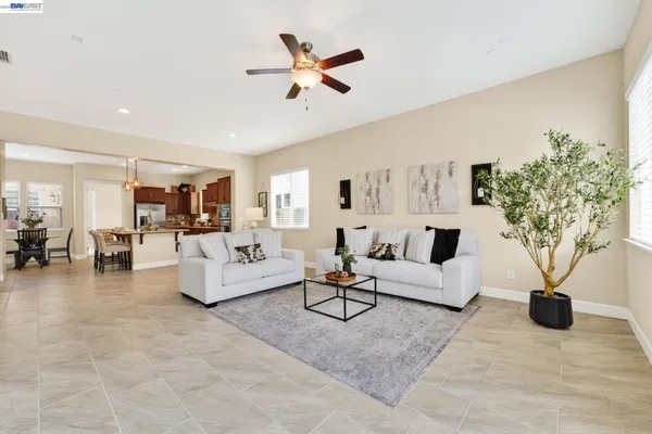 $689,000 | 1973 Carogold Lane, Manteca, CA 95337