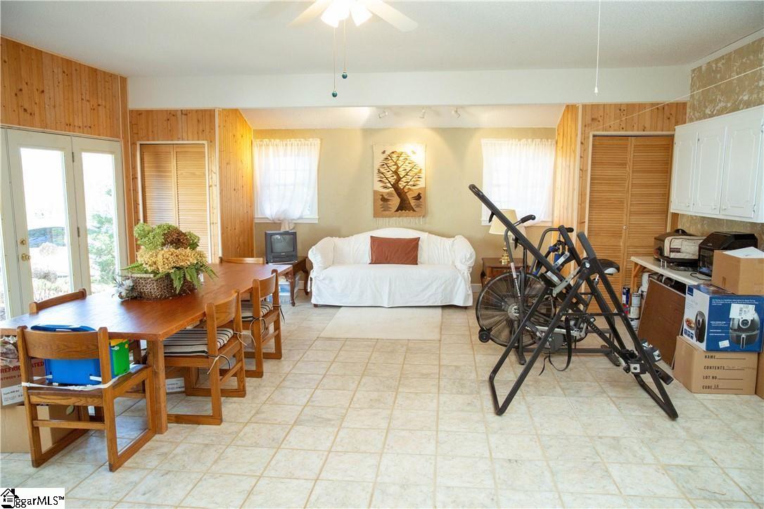 315 Hillandale Road Seneca, SC 29672 - Photo 17 of 33 Gallery Image 17