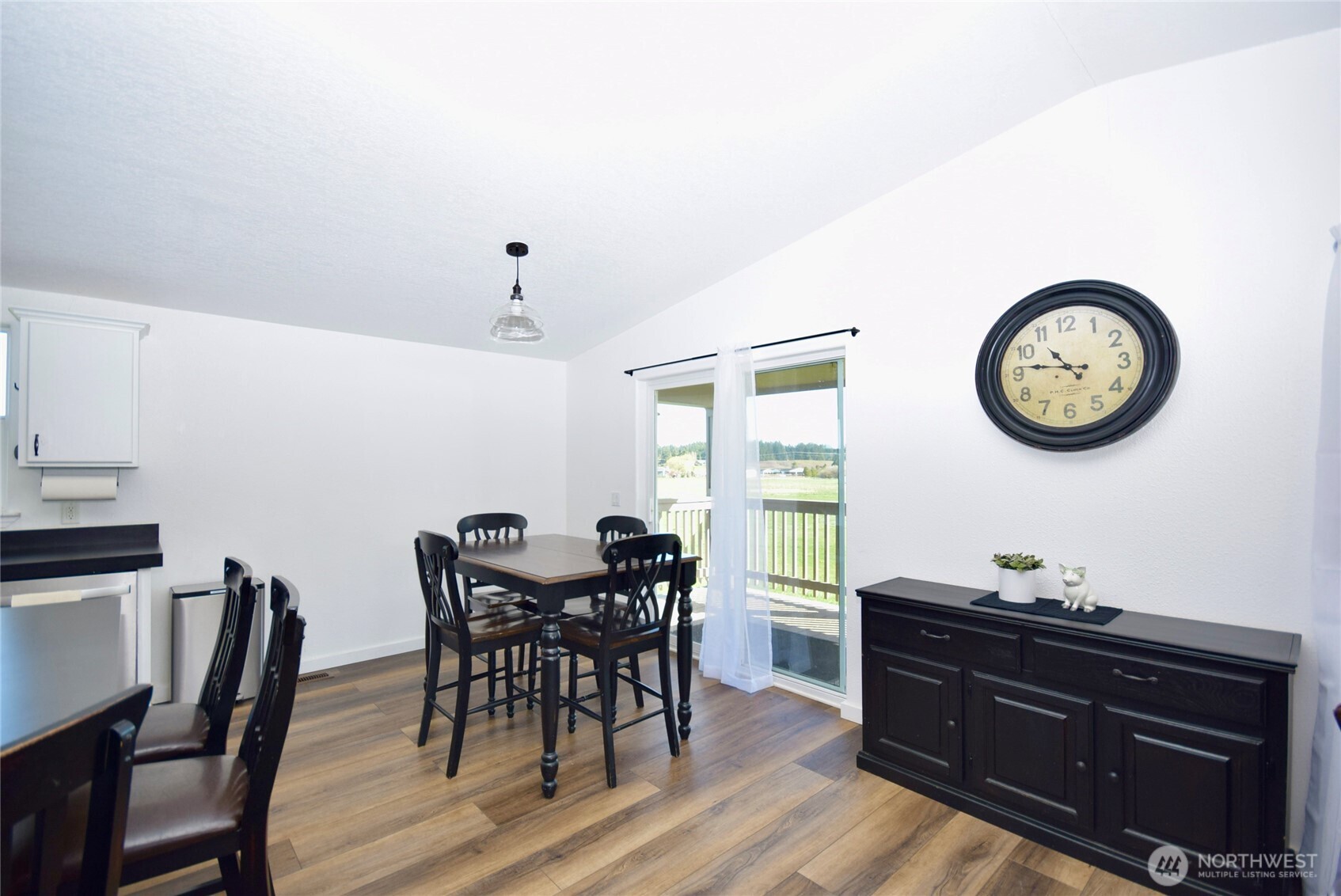 260 Secluded Way Sequim, WA 98382 - Photo 12 of 37