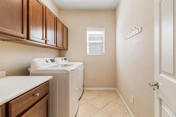 $2,349 | 29323 North 21st Drive, Phoenix, AZ 85085