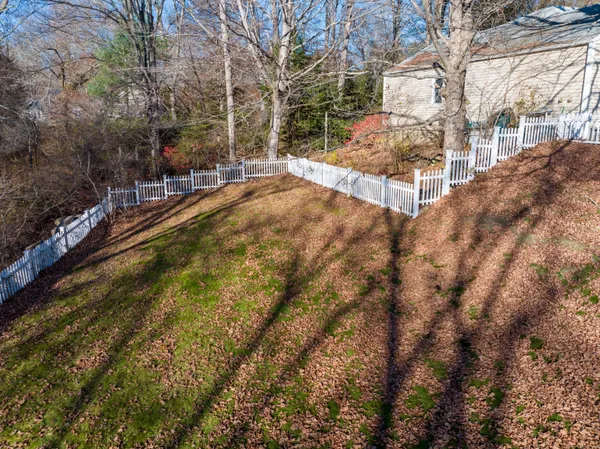 $3,500 | 58 Sill Lane, Old Lyme, CT 06371