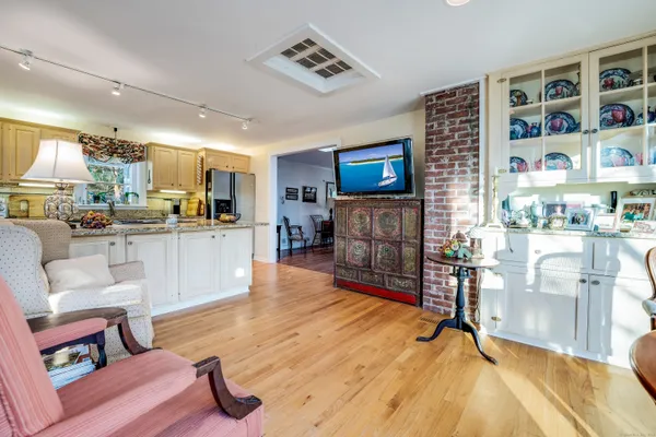 $3,500 | 58 Sill Lane, Old Lyme, CT 06371