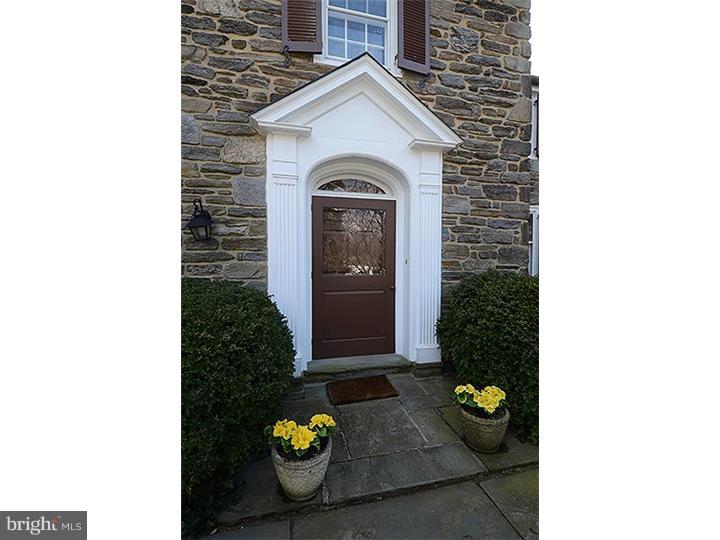 925 Muirfield Road Bryn Mawr, PA 19010 - Photo 2 of 20 Exterior Front