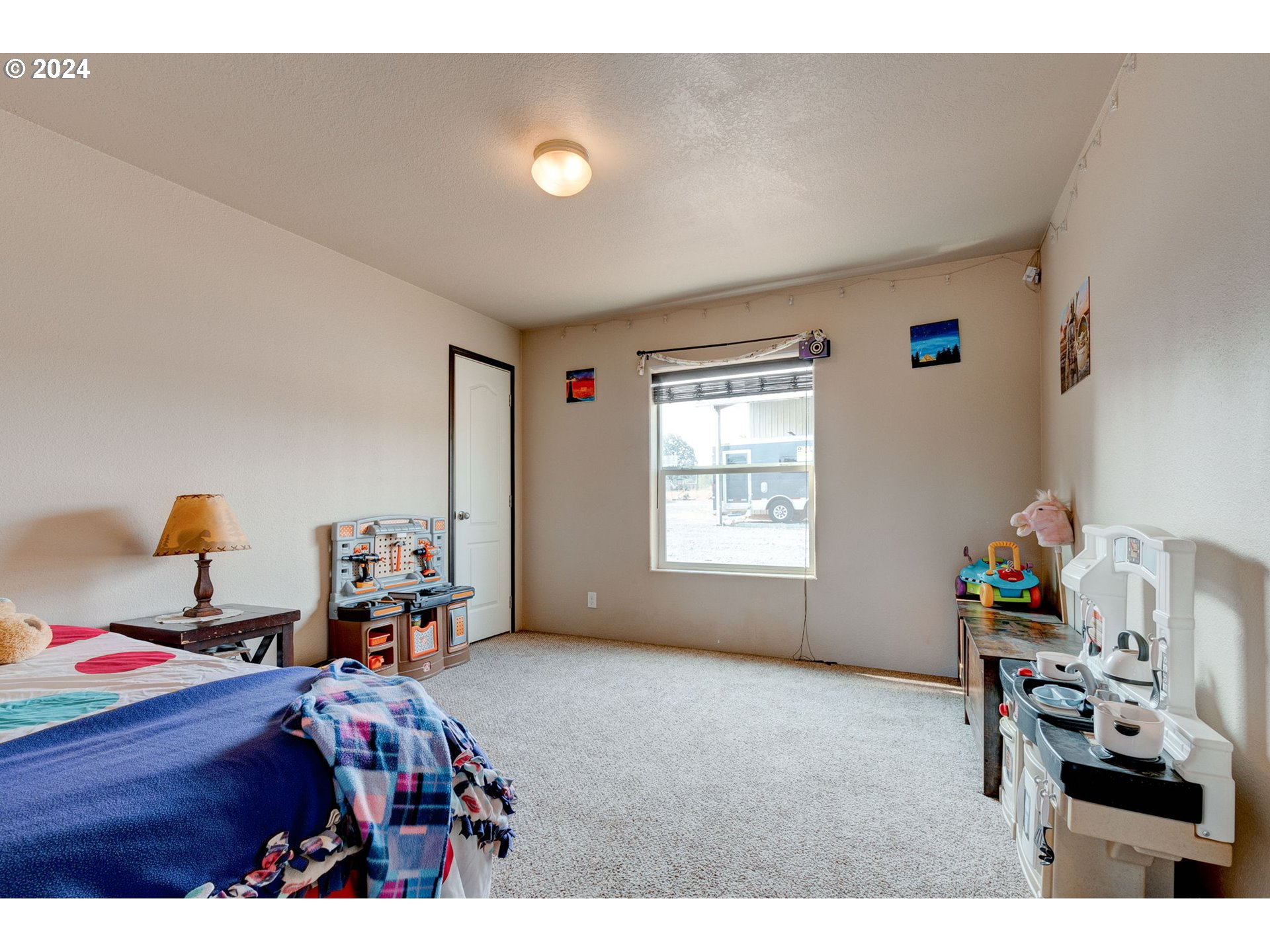 14115 South Ridge Oak Lane Molalla, OR 97038 - Photo 19 of 43 Bedroom