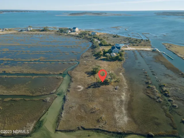 $248,900 | 661 Oak Hammock Drive, Harkers Island, NC 28531