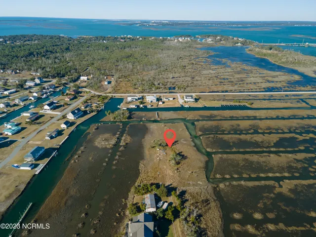 $248,900 | 661 Oak Hammock Drive, Harkers Island, NC 28531