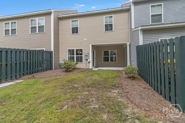 $1,975 | 511 Ferguson Lane, Richmond Hill, GA 31324