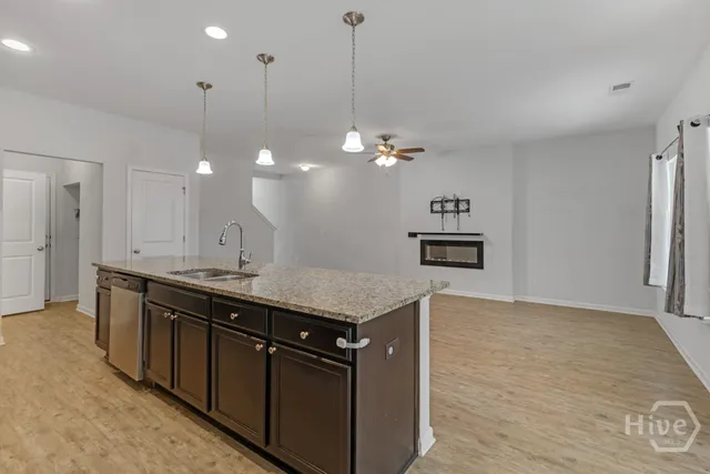 $1,975 | 511 Ferguson Lane, Richmond Hill, GA 31324