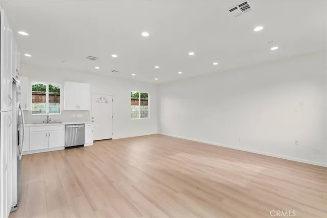 $3,600 | 8571 Lurline Avenue, Winnetka, CA 91306