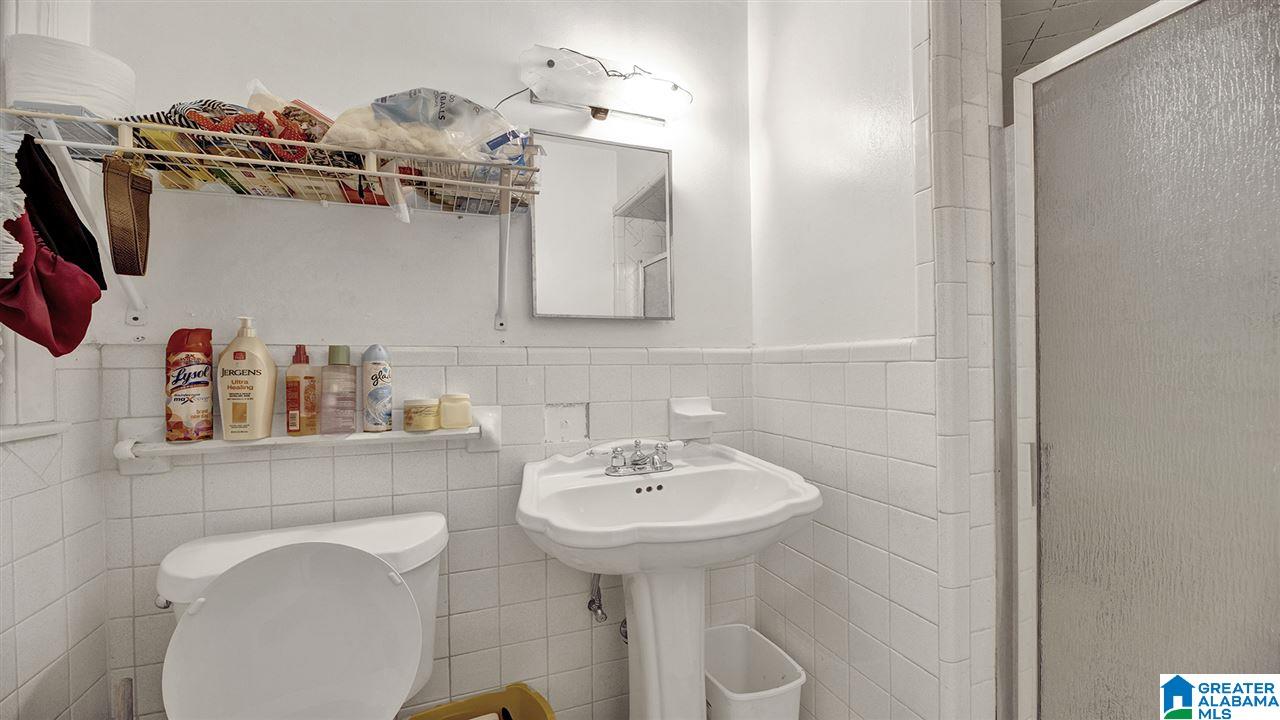 936 Martinwood Road Birmingham, AL 35235 - Photo 15 of 19 Gallery Image 15
