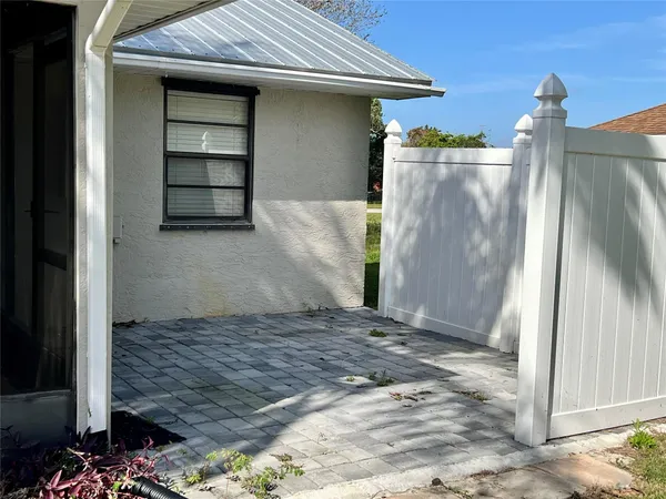 $370,000 | 352 Southwest 85th Avenue, Okeechobee, FL 34974