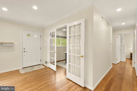 $765,000 | 4147 Taney Avenue, Alexandria, VA 22304