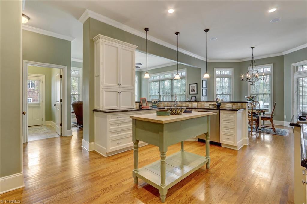 2605 Oxmoor Road Summerfield, NC 27358 - Photo 15 of 44 Gallery Image 15