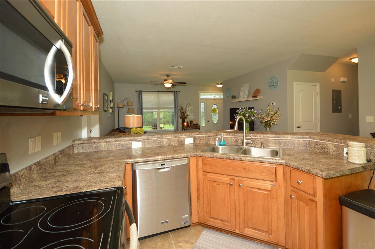 7659 Dewey Jernigan Road Pace, FL 32571 - Photo 10 of 43 Gallery Image 10