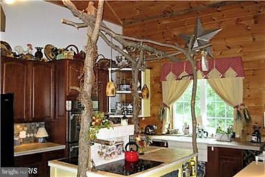894 Fulton Road Hedgesville, WV 25427 - Photo 6 of 28 Kitchen