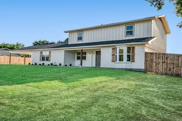 $425,000 | 670 County Road, Powderly, TX 75473