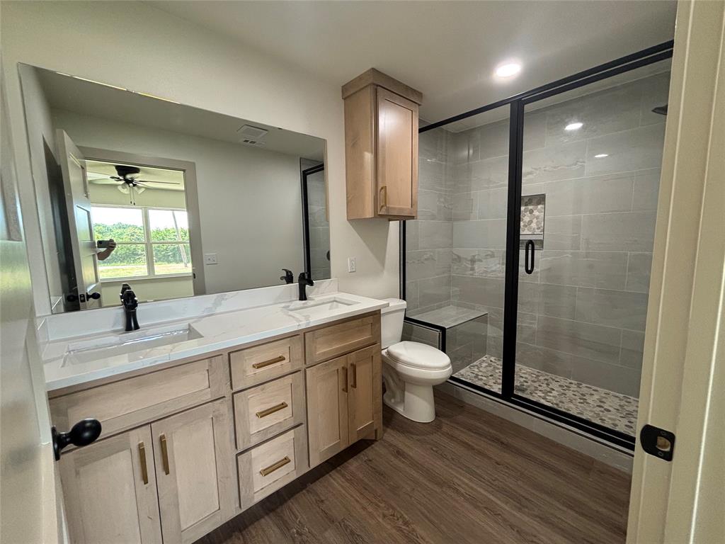 670 County Road Powderly, TX 75473 - Photo 5 of 16