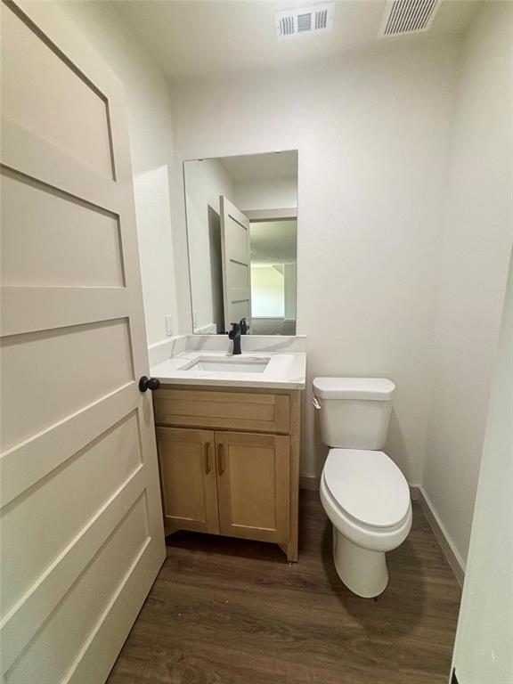 670 County Road Powderly, TX 75473 - Photo 7 of 19