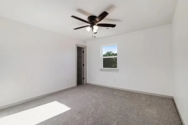 $425,000 | 670 County Road, Powderly, TX 75473
