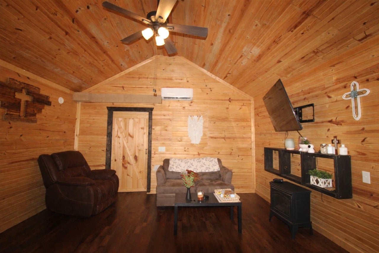 2855 Flat Rock Road Morgantown, KY 42261 - Photo 26 of 41 Gallery Image 26