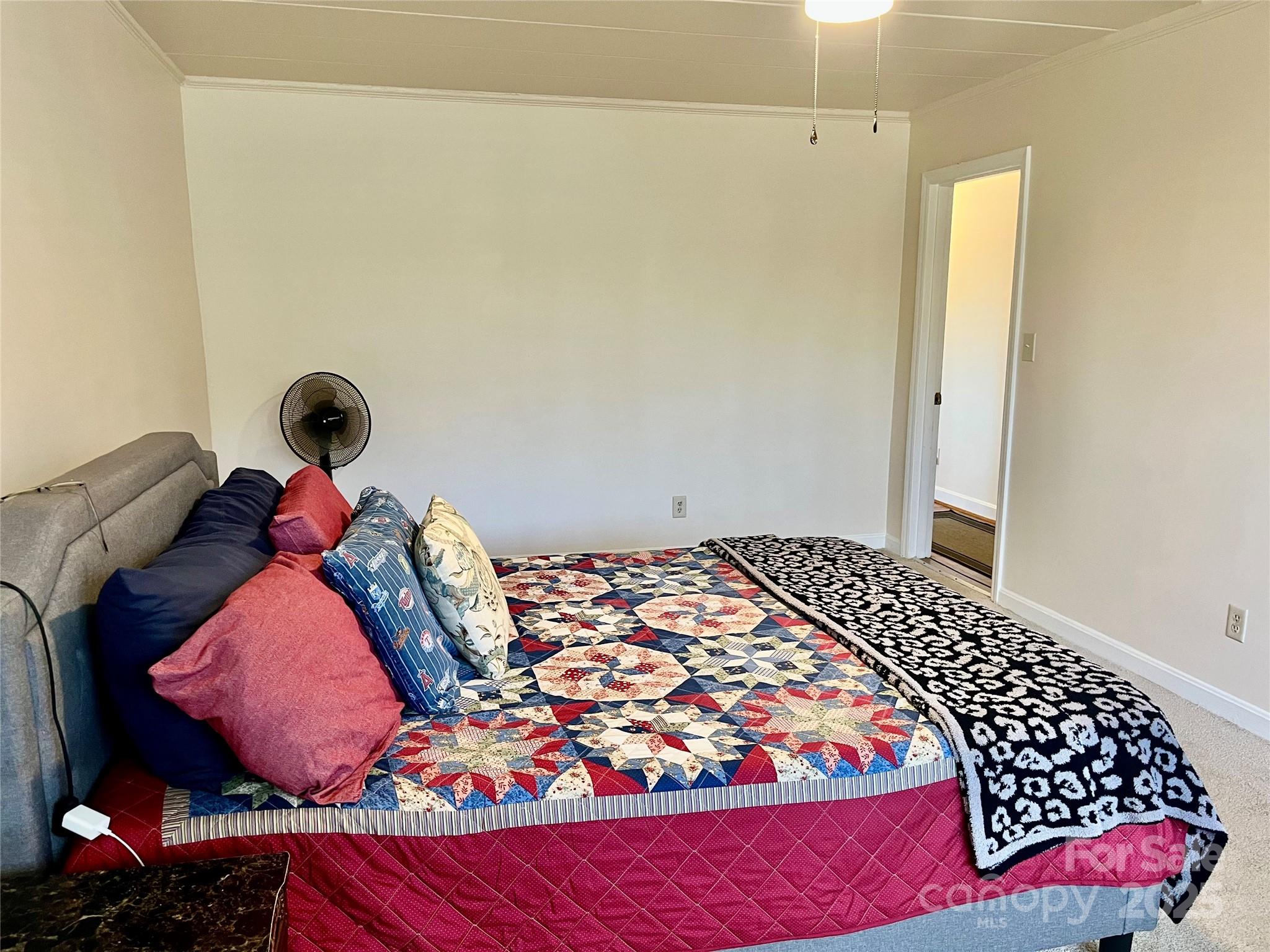 3010 Crosby Road, Unit 122 Charlotte, NC 28211 - Photo 14 of 38 a bedroom with a bed and a window