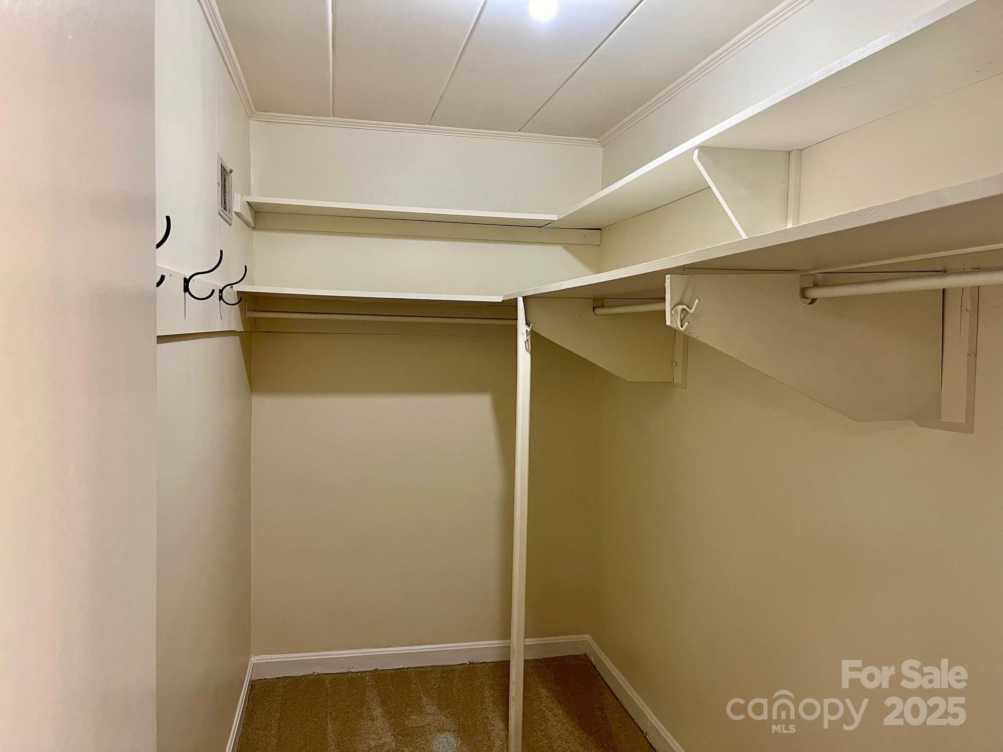 3010 Crosby Road, Unit 122 Charlotte, NC 28211 - Photo 17 of 38 a view of small space
