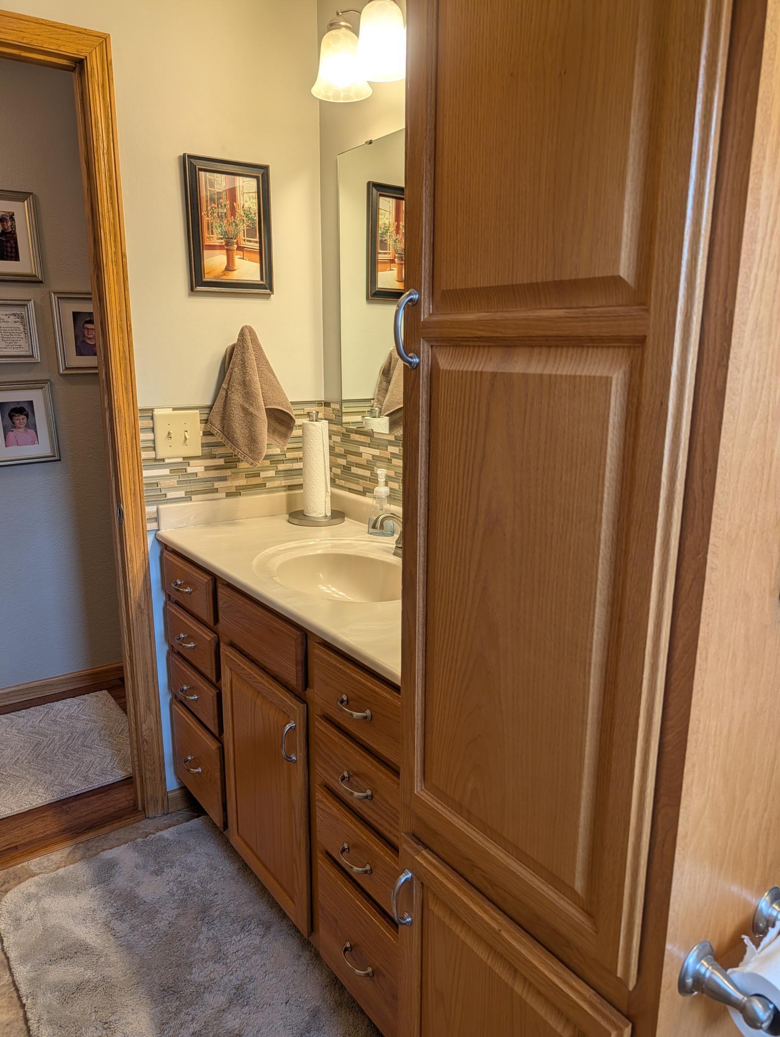 209 South 10th Street Montevideo, MN 56265 - Photo 24 of 46