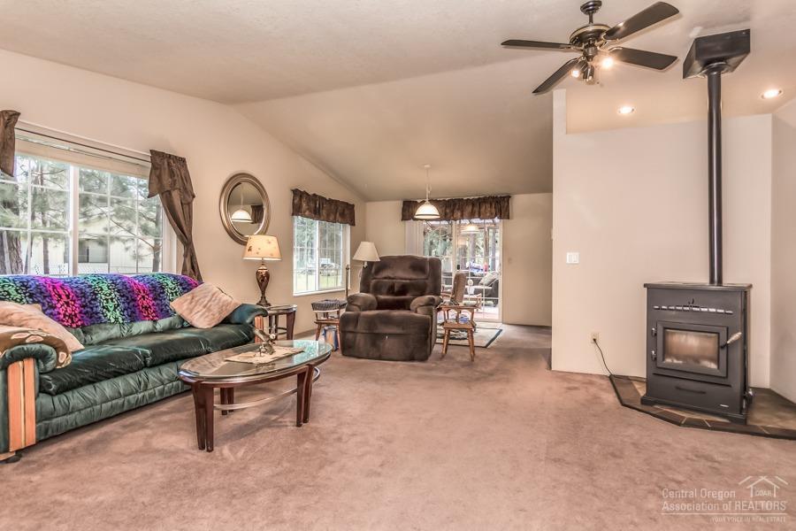 60108 Navajo Road Bend, OR 97702 - Photo 6 of 24 Additional Photo