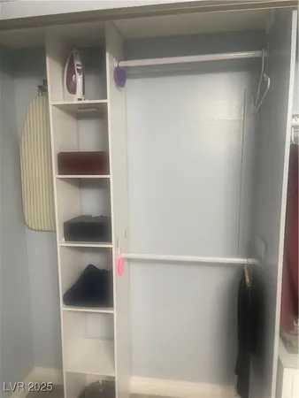 $179,000 | 4361 Sanderling Circle, Unit 33, Las Vegas, NV 89103