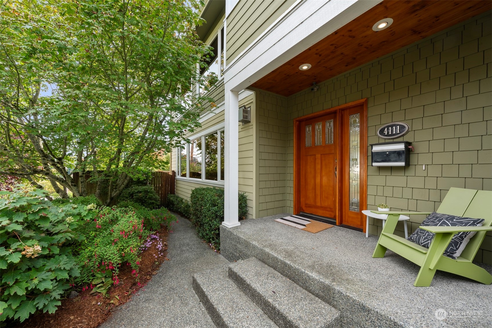 4111 Southwest Dawson Street Seattle, WA 98136 - Photo 1 of 40 Gallery Image 1
