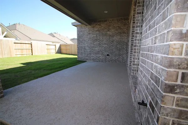 $3,000 | 16750 Yaklin Meadow Court, Humble, TX 77346