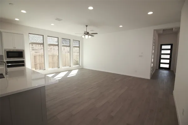 $3,000 | 16750 Yaklin Meadow Court, Humble, TX 77346