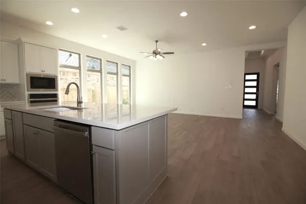 $3,000 | 16750 Yaklin Meadow Court, Humble, TX 77346