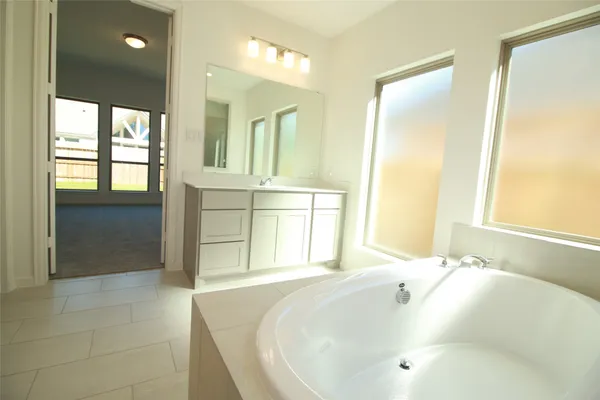 $3,000 | 16750 Yaklin Meadow Court, Humble, TX 77346