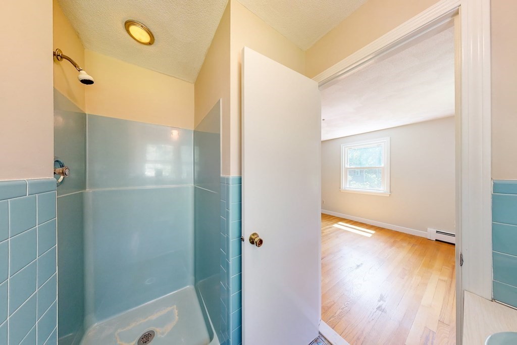 7 Spring Valley Road Medfield, MA 02052 - Photo 21 of 42 Gallery Image 21