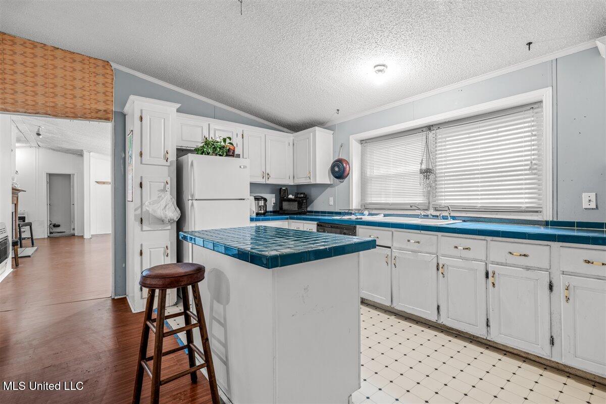 5631 Smith Grove Road Holly Springs, MS 38635 - Photo 22 of 37 22-Kitchen