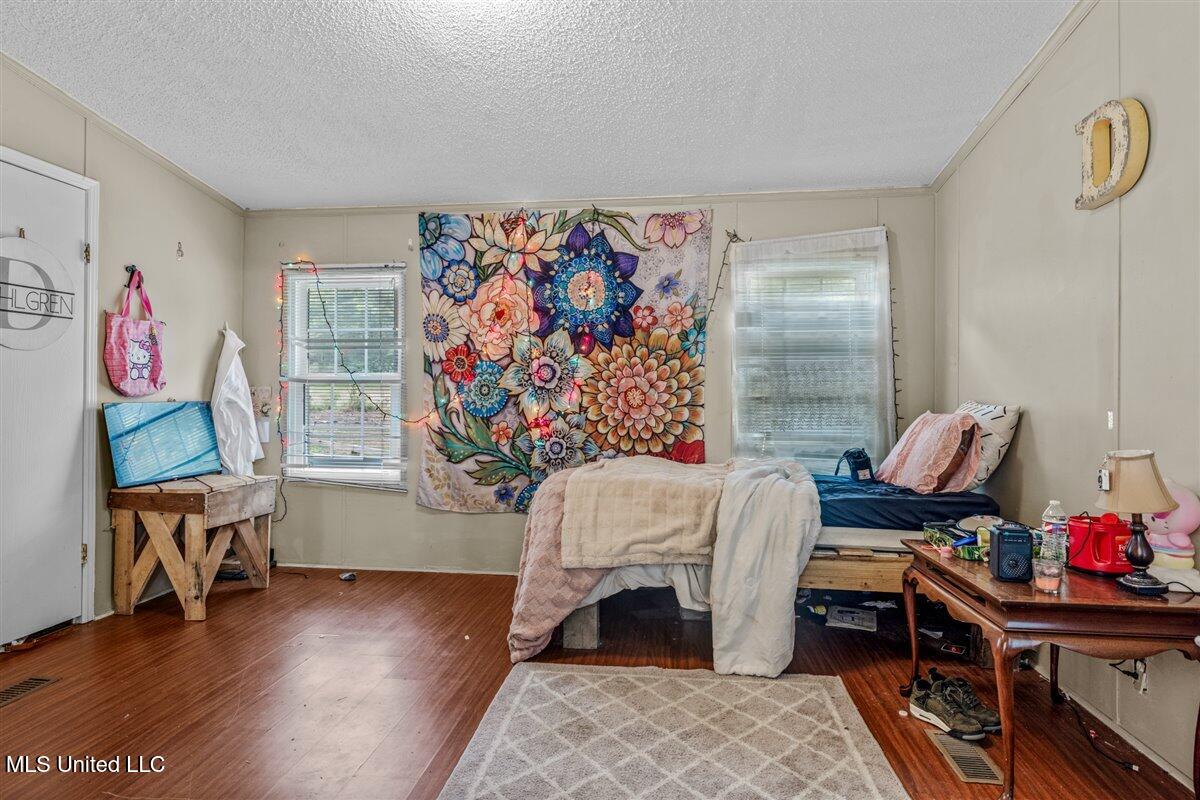 5631 Smith Grove Road Holly Springs, MS 38635 - Photo 28 of 37 28-Primary Bedroom