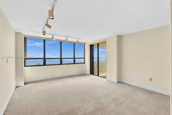 $1,499,000 | 2 Grove Isle Drive, Unit B805, Miami, FL 33133