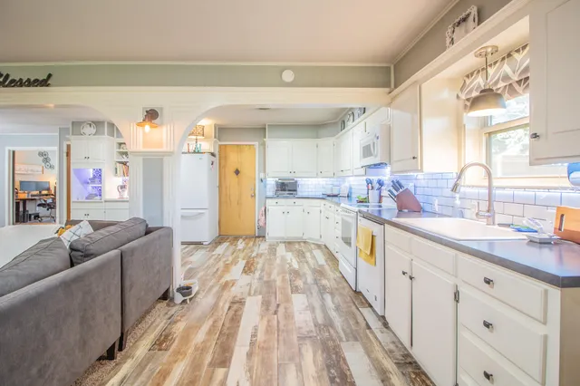 $289,999 | 1603 East Reppto Street, Brownfield, TX 79316