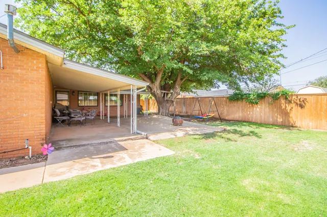 $290,000 | 1603 East Reppto Street, Brownfield, TX 79316